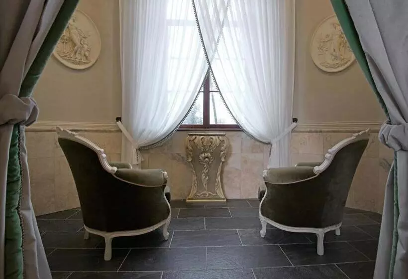 Zamek Karpniki Schloss Fischbach