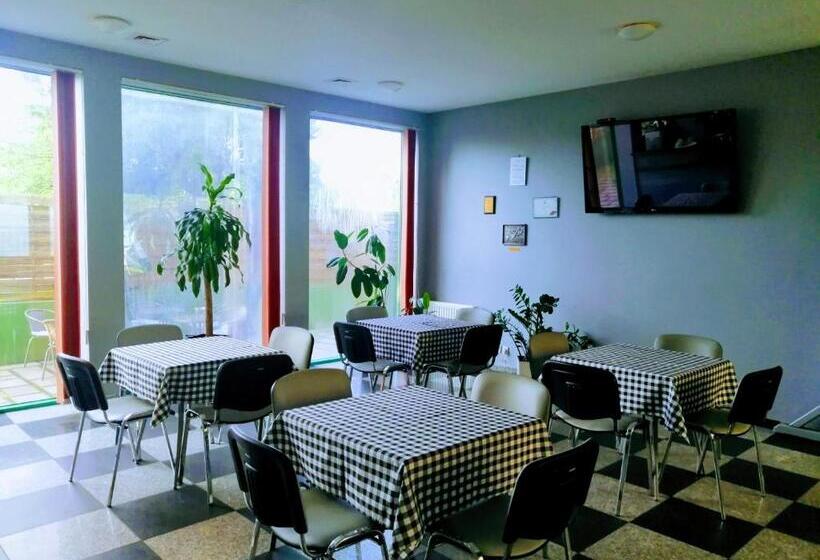 הוסטל Szczecińskie Centrum Tenisowe