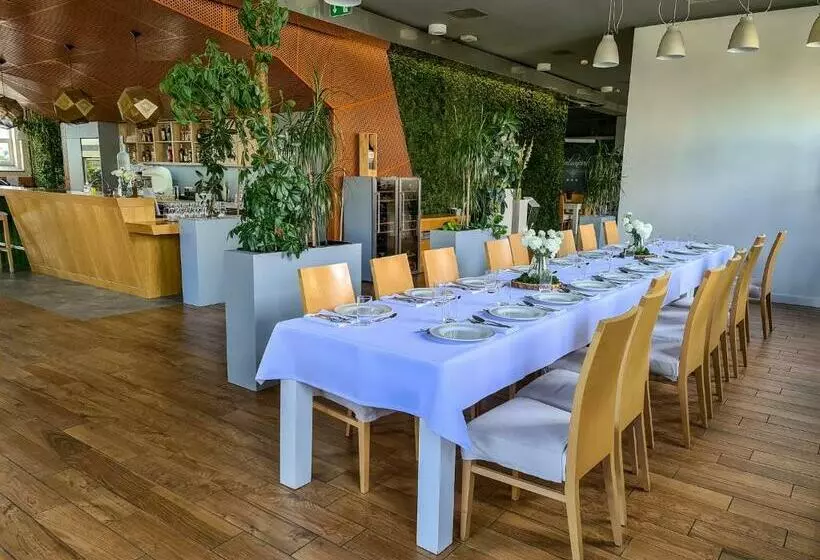 Antonińska Hotel & Apartamenty