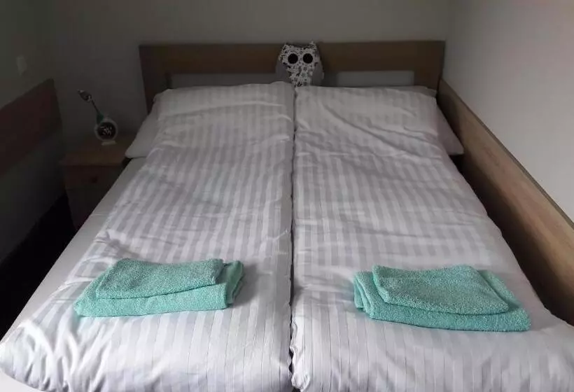 Aamiaismajoitus (B&B) Phu Gościniec 16 Tka