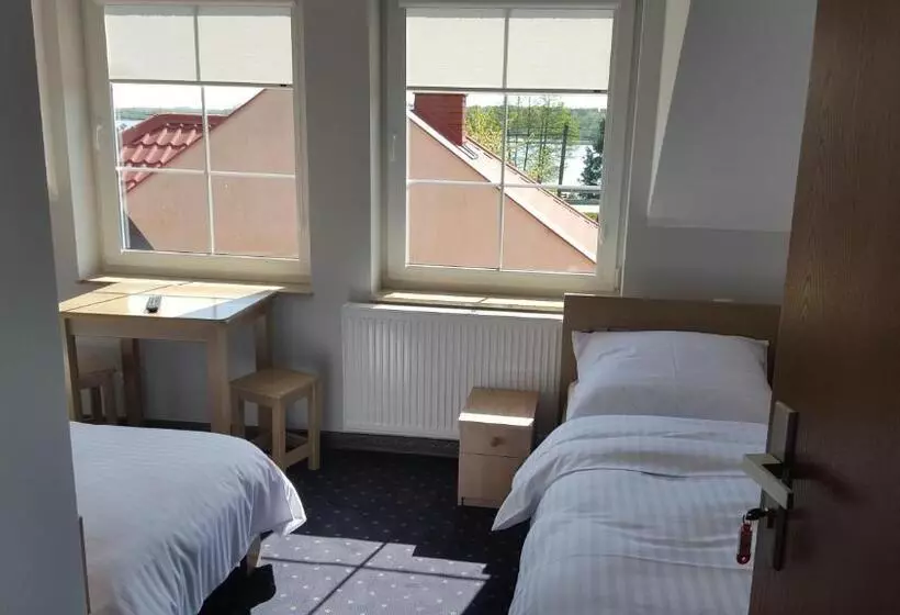 Aamiaismajoitus (B&B) Phu Gościniec 16 Tka