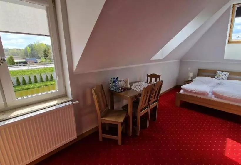 Aamiaismajoitus (B&B) Phu Gościniec 16 Tka