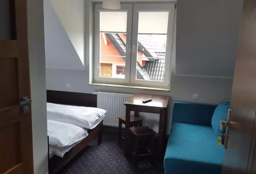 Aamiaismajoitus (B&B) Phu Gościniec 16 Tka