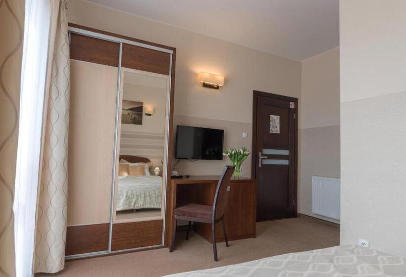 مبيت وإفطار Leszczynowy Dworek