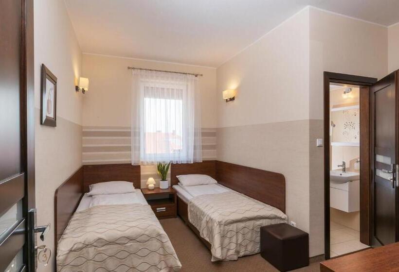 مبيت وإفطار Leszczynowy Dworek