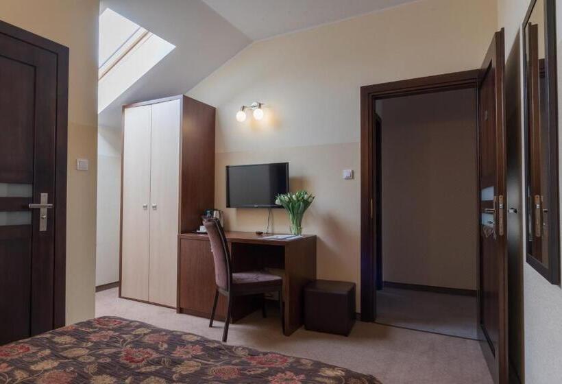 مبيت وإفطار Leszczynowy Dworek