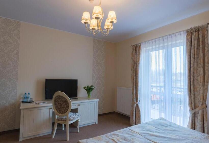 مبيت وإفطار Leszczynowy Dworek