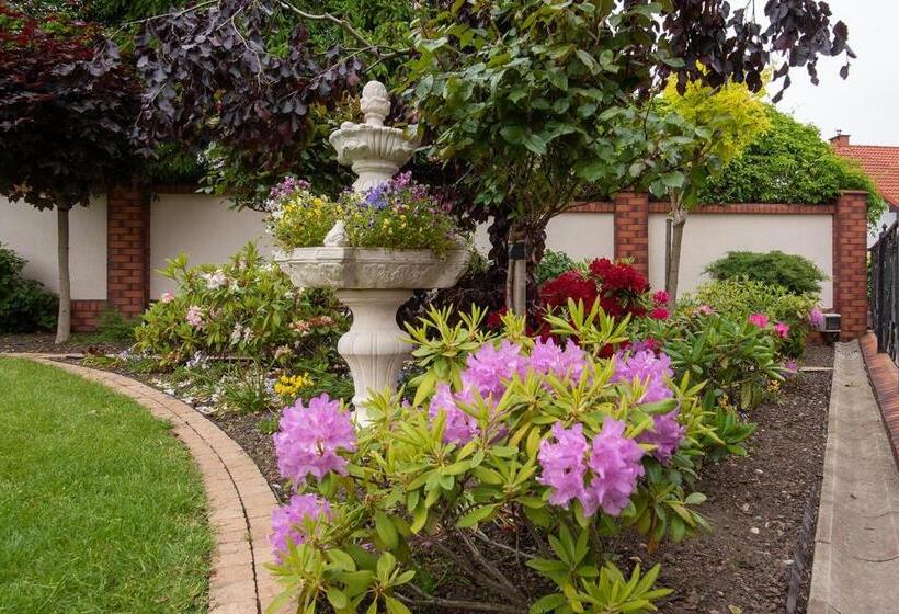 مبيت وإفطار Leszczynowy Dworek