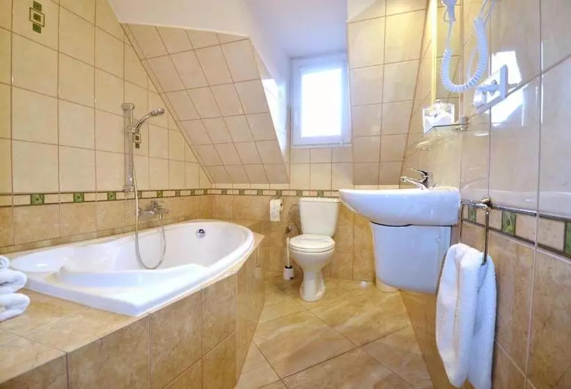 تختخواب و صبحانه Villa Grace   Wypoczynek Bez Dzieci