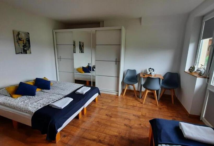 تختخواب و صبحانه Villa Rosa