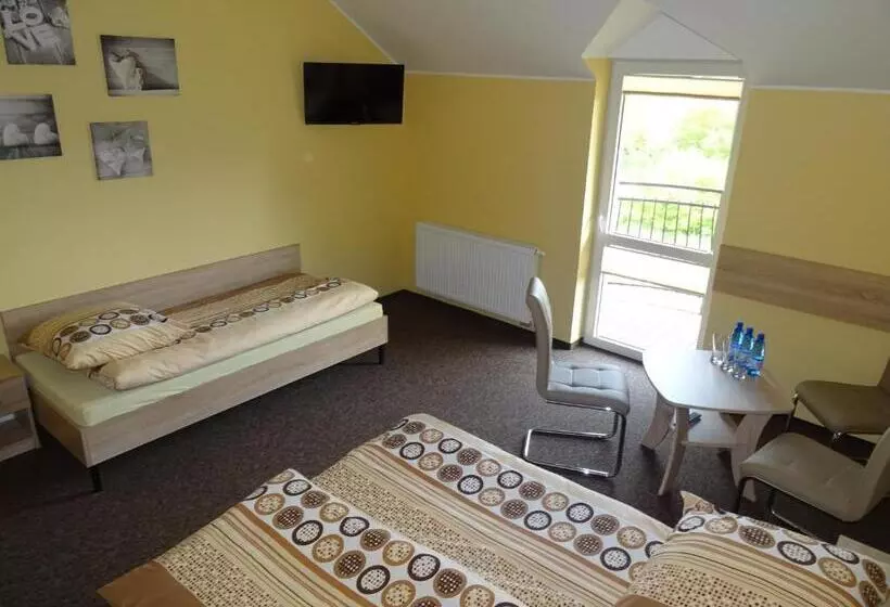 Aamiaismajoitus (B&B) Willa Global Komfortowe Pokoje Nad Morzem