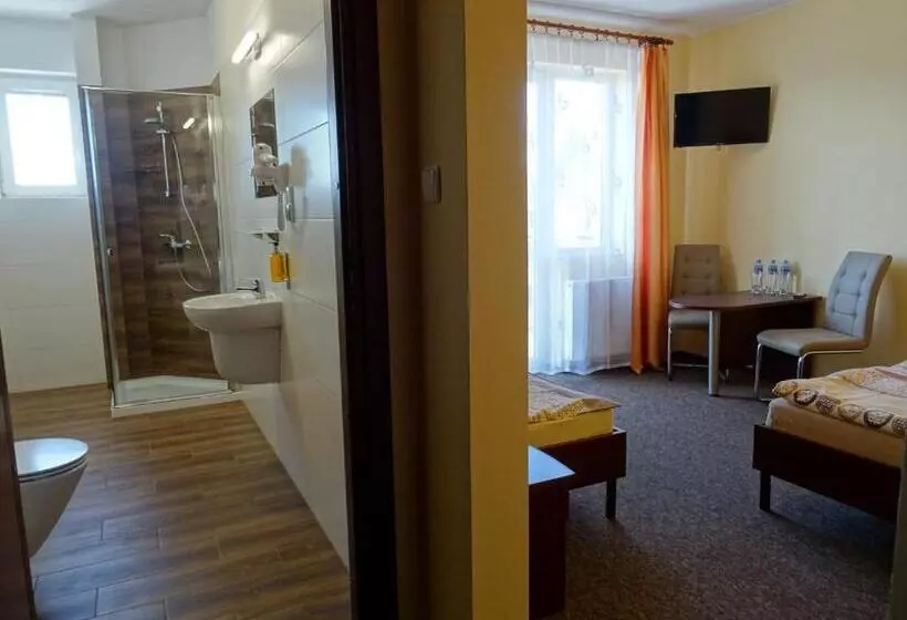 Aamiaismajoitus (B&B) Willa Global Komfortowe Pokoje Nad Morzem