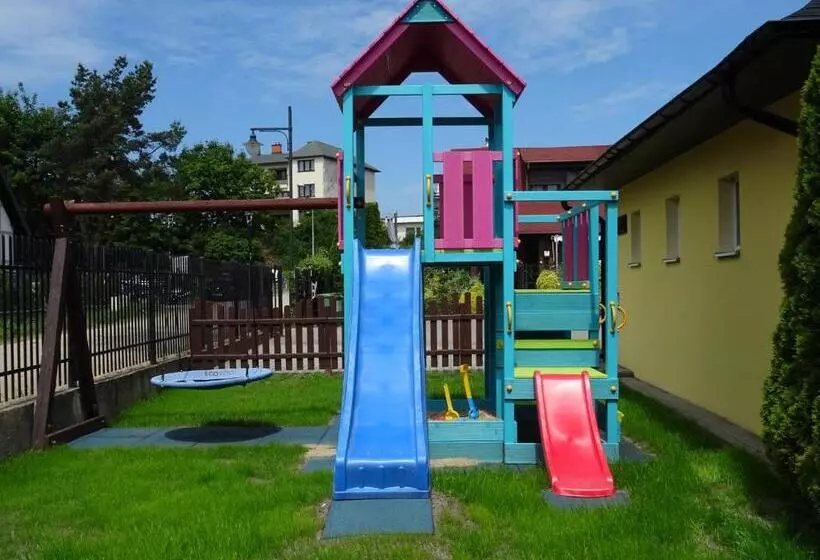 Aamiaismajoitus (B&B) Willa Global Komfortowe Pokoje Nad Morzem