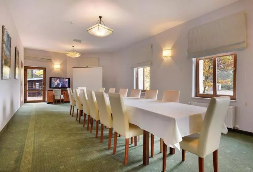 Aamiaismajoitus (B&B) Willa Pod Gwiazdami & Spa