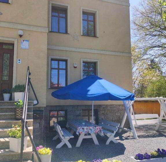 مبيت وإفطار Willa Pod Gwiazdami & Spa