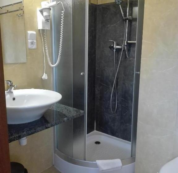 مبيت وإفطار Willa Pod Gwiazdami & Spa