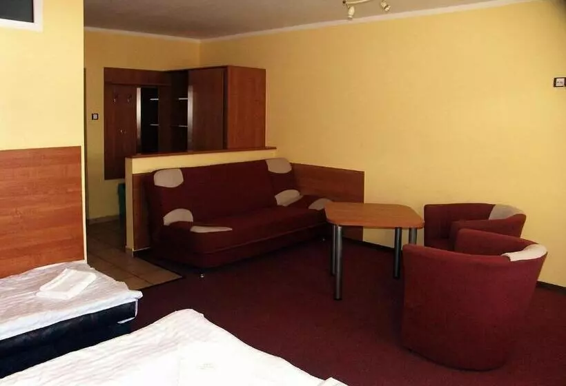 Aamiaismajoitus (B&B) Willa Zuzanna