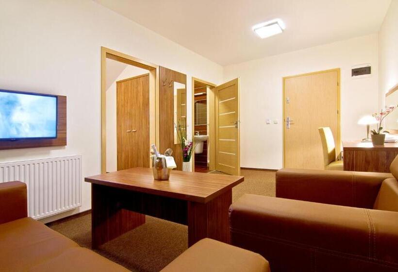 Dolina Leśnicy Ski & Spa Resort