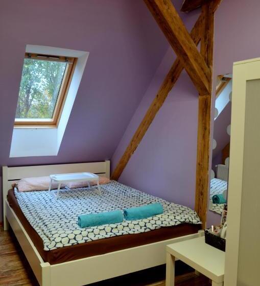 Fitness Hostel   Restauracja, Darmowy Parking I Siłownia