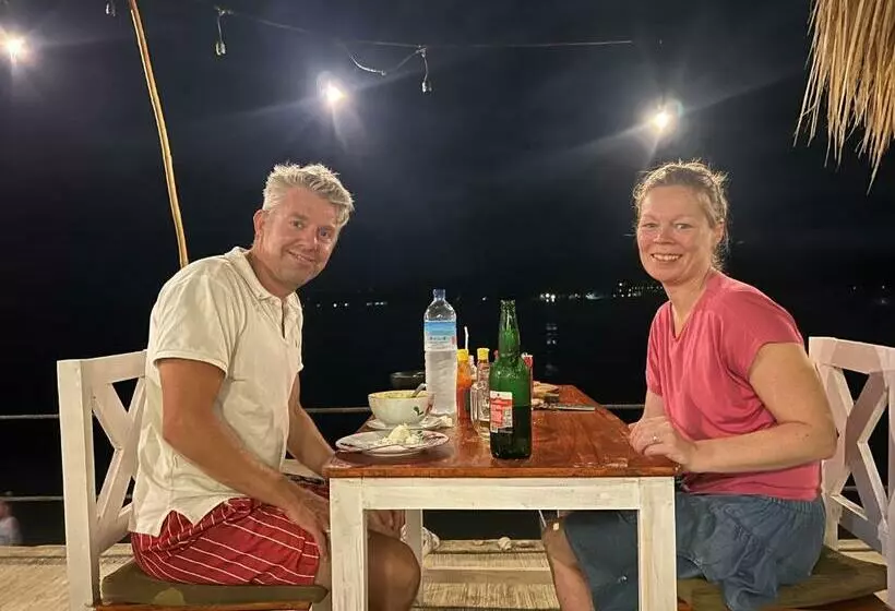 ホテル Gita Gili Bungalow