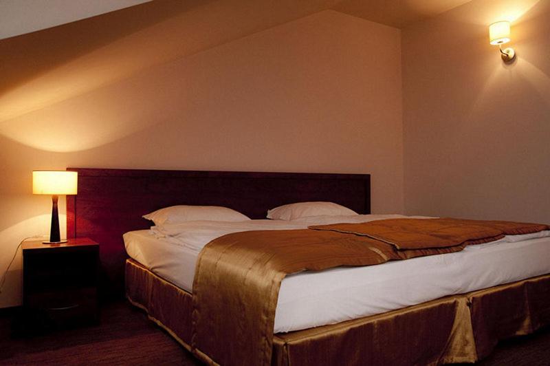 酒店 Vis A Vis łańcut