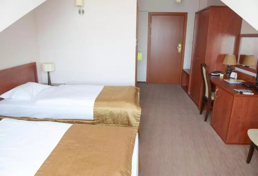 Hotelli Vis A Vis łańcut