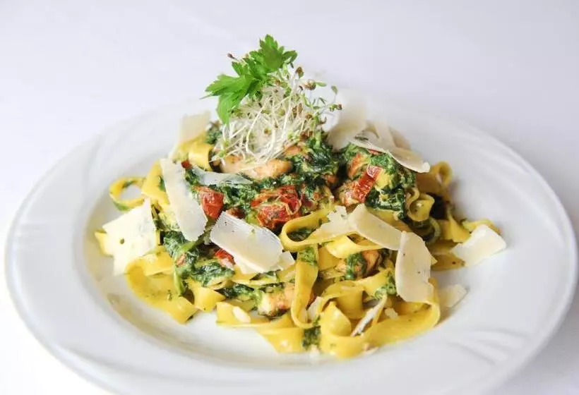 Hotelli Vis A Vis łańcut