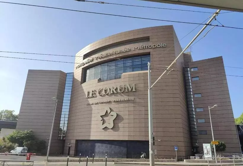 تختخواب و صبحانه Pila & Bed Montpellier Centre Corum Comédie   Chambre Calme Climatisée   Quiet Air Conditioned Room