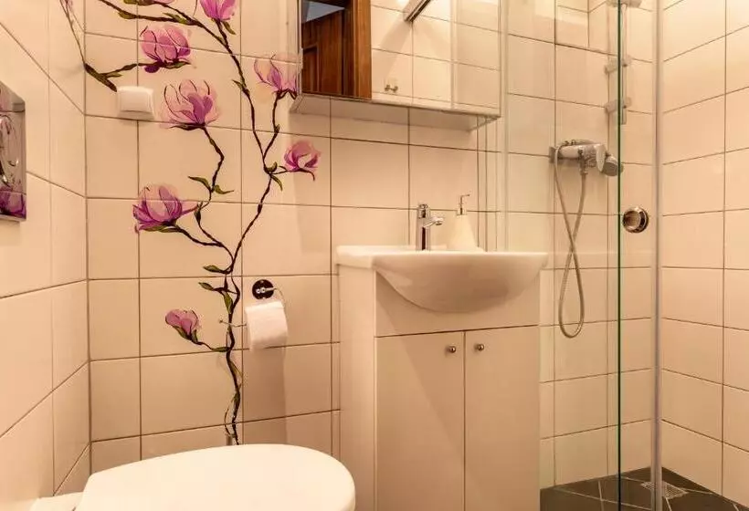 Aamiaismajoitus (B&B) Willa Vinci Rozewie