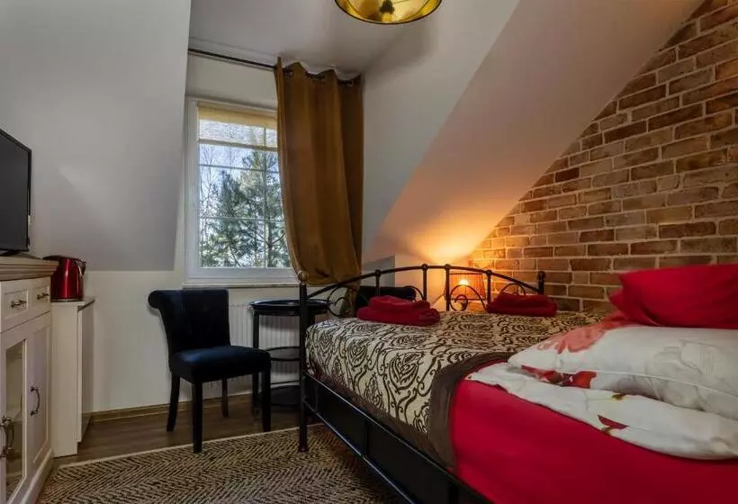 Aamiaismajoitus (B&B) Willa Vinci Rozewie