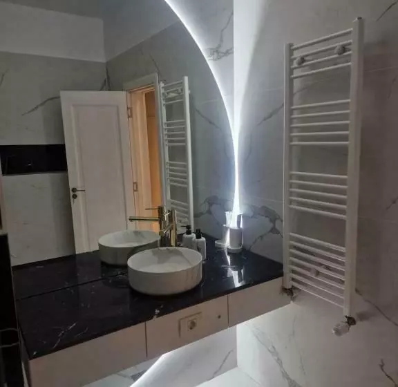 Diamond Studio