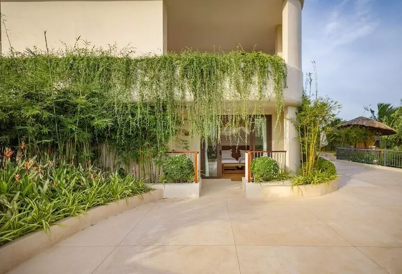 هتل Ana Mandara Cam Ranh