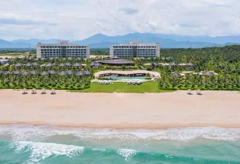 هتل Ana Mandara Cam Ranh