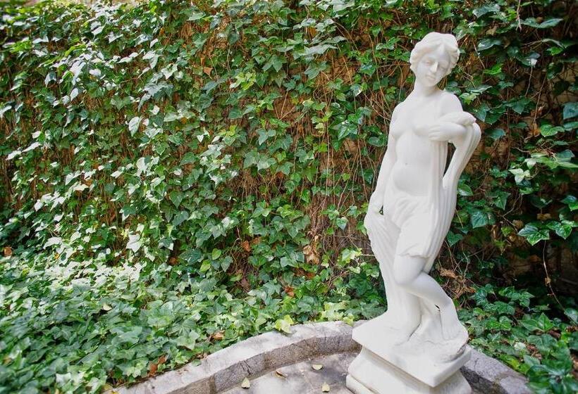 هتل Casa Delmonte   Turismo De Interior