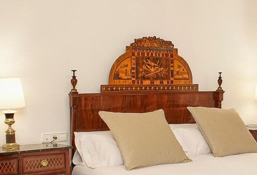 هتل Casa Delmonte   Turismo De Interior