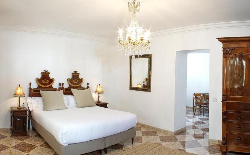 هتل Casa Delmonte   Turismo De Interior