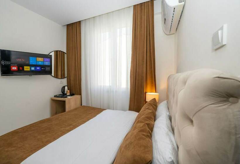 فندق Gloria Airport