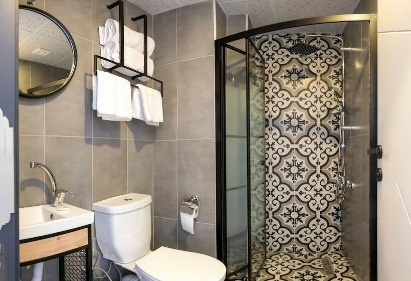 فندق Gloria Airport