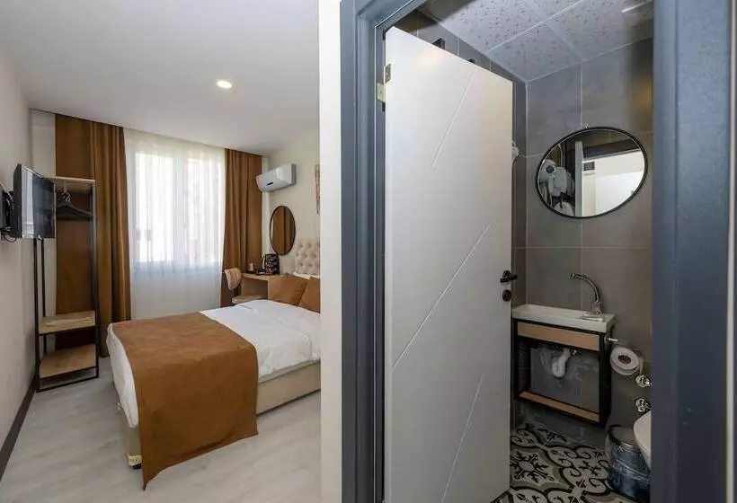 ホテル Gloria Airport