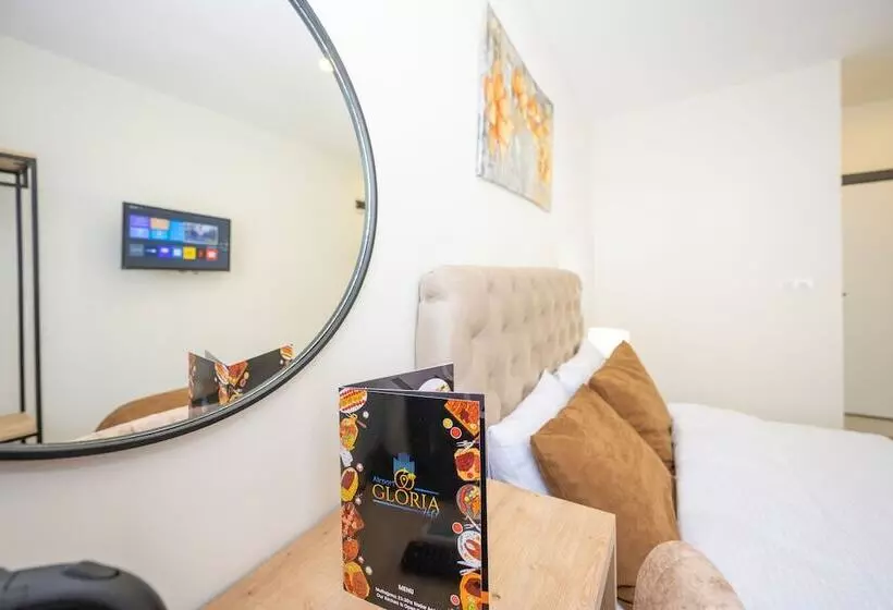 ホテル Gloria Airport