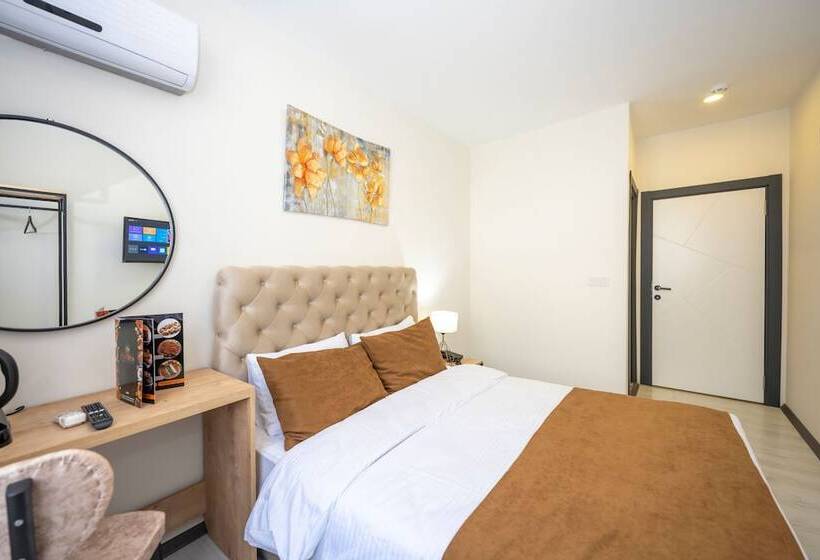 فندق Gloria Airport