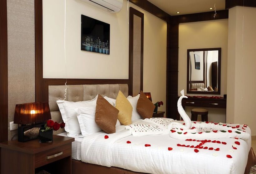 בית מלון כפרי Innyar