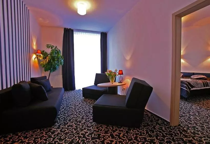 ホテル Zajazd Europa