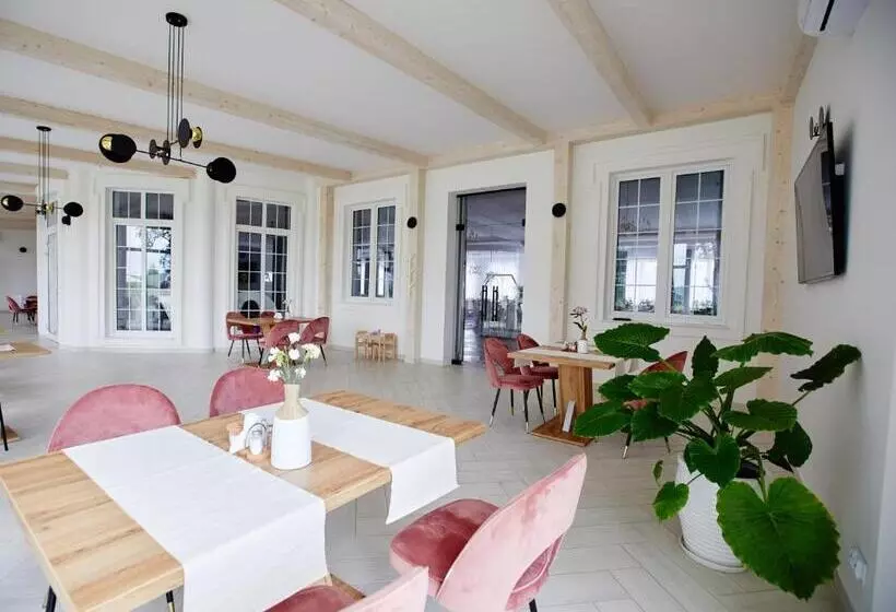 ホテル Zajazd Europa