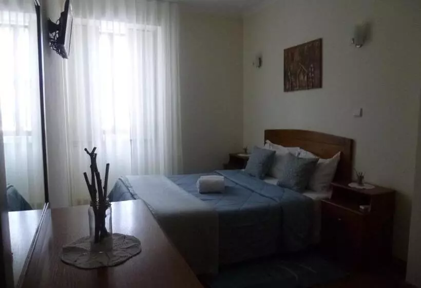 Majatalo Residencialusobrasileira