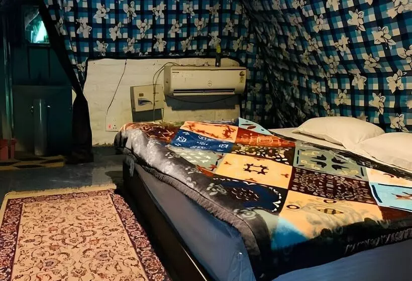 Hotelli Aita River Resort