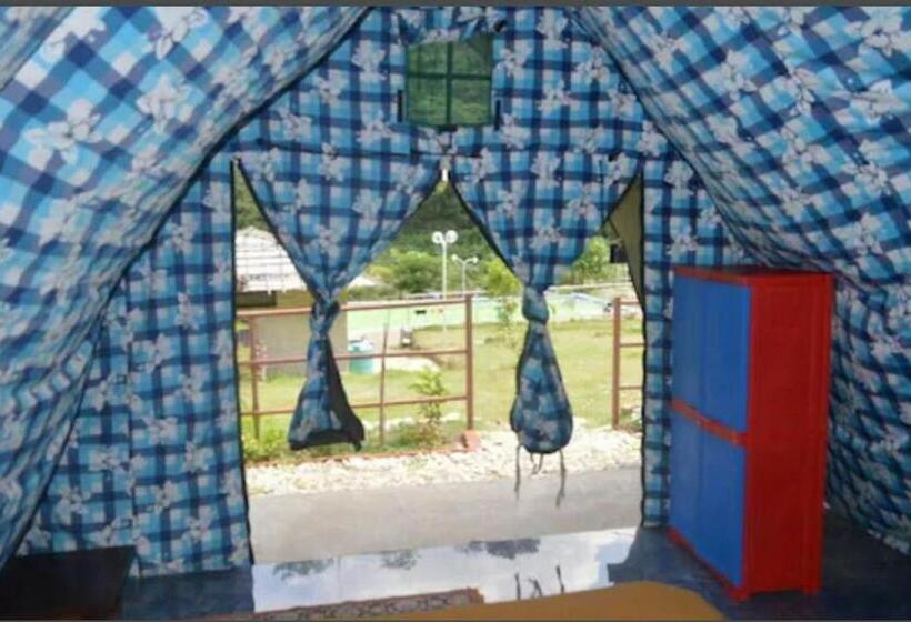 בית מלון כפרי Aita River Resort