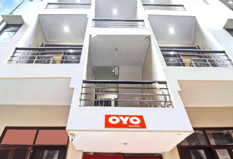 Hotel Flagship  Moonshine Inn