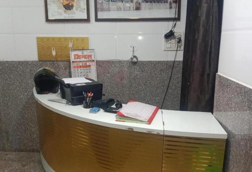 酒店 Jindal Paradise