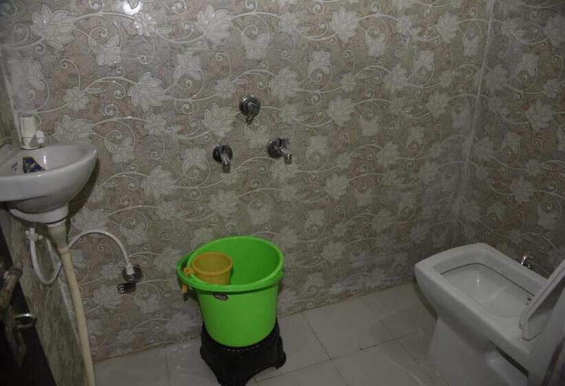 酒店 Jindal Paradise